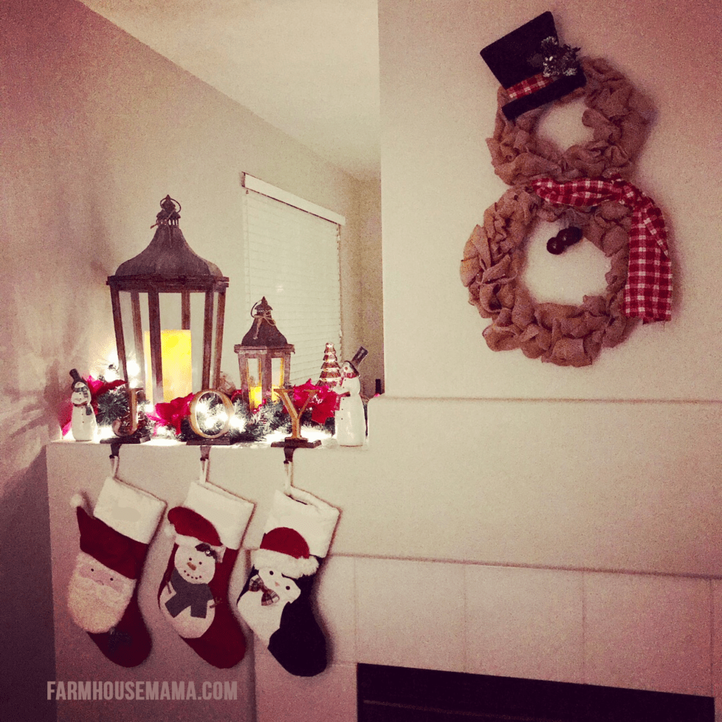 Farmhouse Christmas Decor