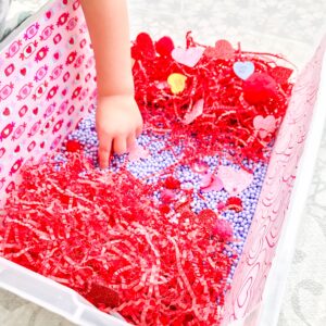 Valentines Day Sensory Bin Valentines Sensory Bin Toddler sensory bin valentines sensory activity