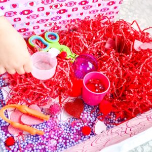 Valentines Day Sensory Bin Valentines Sensory Bin Toddler sensory bin valentines sensory activity